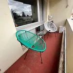 Le Balcon Victoria - 2 Chambres, Balcon, Parking 아파트 낭시