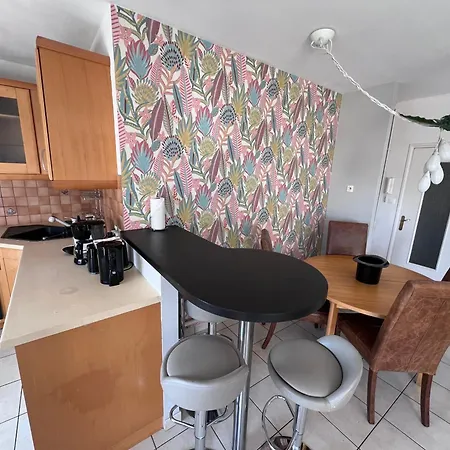 Le Balcon Victoria - 2 Chambres, Balcon, Parking Διαμέρισμα