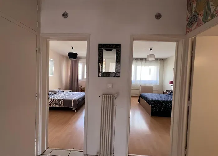 Le Balcon Victoria - 2 Chambres, Balcon, Parking Apartment